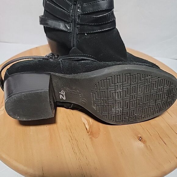 White Mountain Shoes Women's Suede Leather Boot Black Size 7M Booties - Picture 5 of 10